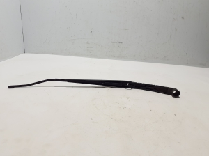  Windshield wiper blade 