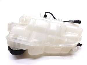  Tank for coolant 