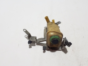  Tank power steering pump 