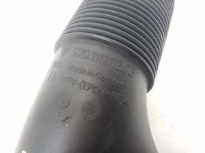  Air intake hose 