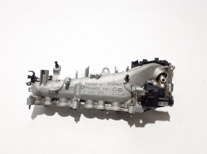  Intake manifold 