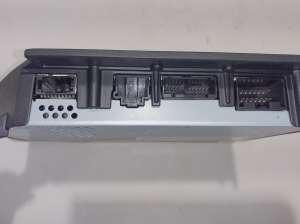  Audio hardware amplifier 