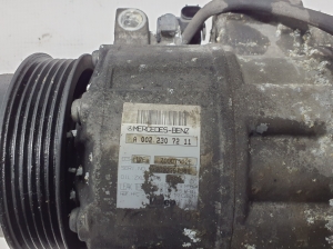  Air conditioner compressor 