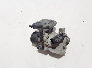  Accelerator valve 