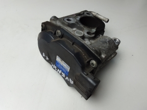  EGR valve 