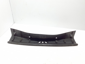  Rear panel interior trim 