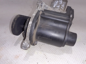  EGR valve 