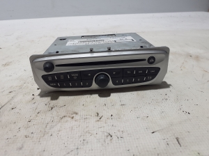  Cassette player 