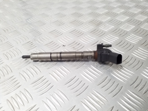  Fuel injector 