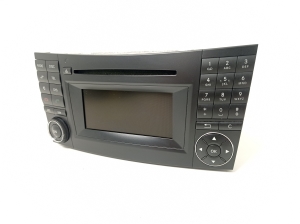  Radio / CD-Player / DVD-Player / Navigation 