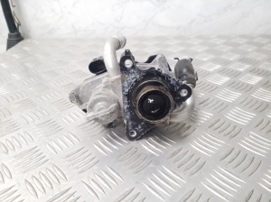  EGR valve 