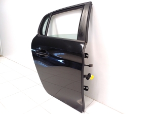  Rear side doors 