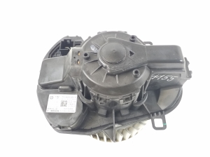  Cabin shoulder motor 