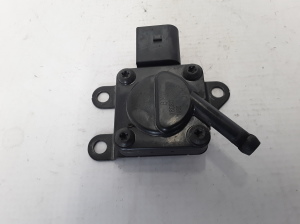  Exhaust gas sensor 