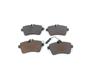  Brake pads front 