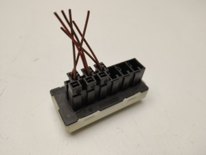  Wire connectors 