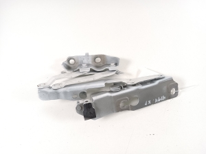  Engine cover hinge 