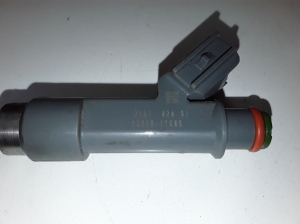  Injecteur de carburant 