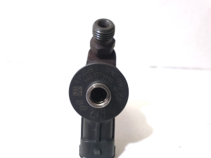  Fuel injector 