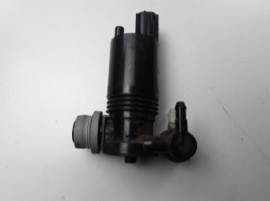  Moteur lave vitre avant 