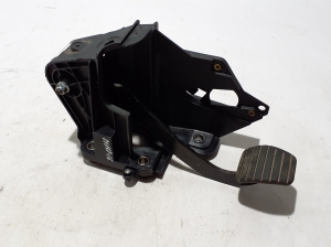  Brake pedal 