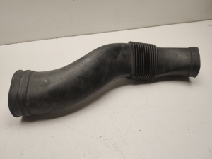  Air intake hose 