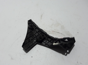  Front bumper bracket 