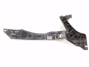  Front bumper bracket 