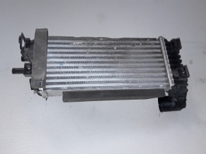  Intercooler radiator 