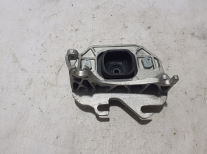  Gearbox holder 