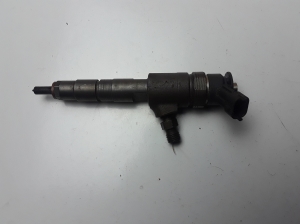  Fuel injector 