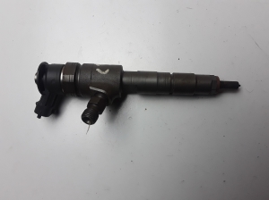  Fuel injector 