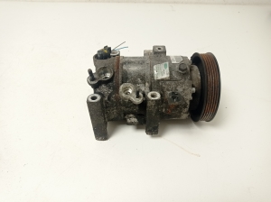  Air conditioner compressor 