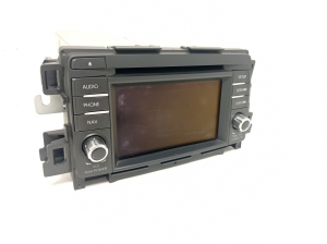  Radio / CD-Player / DVD-Player / Navigation 