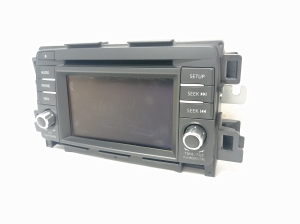  Radio / CD-Player / DVD-Player / Navigation 