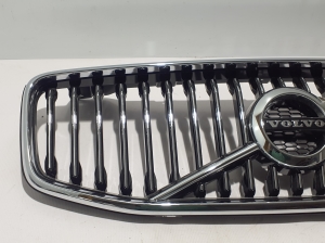  Grille avant 