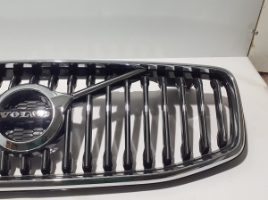  Grille avant 