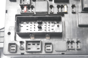  Fuse box in the boot 