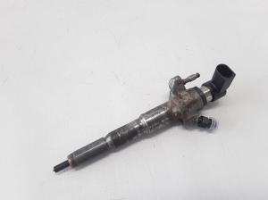  Fuel injector 