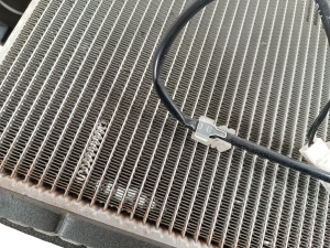  Radiateur climatisation intérieure 