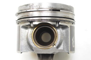  Piston et ses pièces 