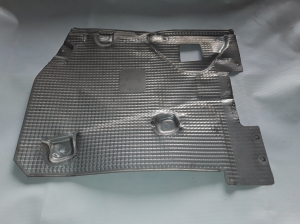  Plaque de protection sous la carrosserie arrière 
