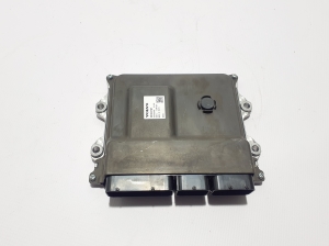  Ordinateur de moteur 