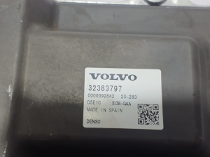  Ordinateur de moteur 