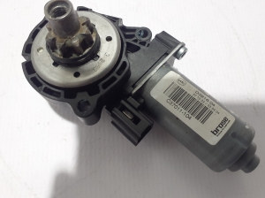  Moteur siège avant 