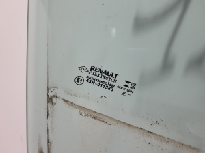  vitre de porte avant 