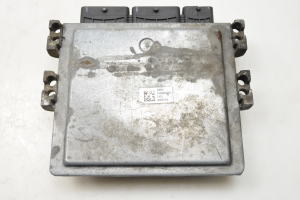  Ordinateur de moteur 