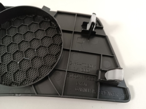  Grille de haut-parleur 