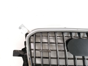  Grille de calandre avant 