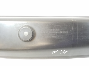  Autre détail de l-aile avant 
